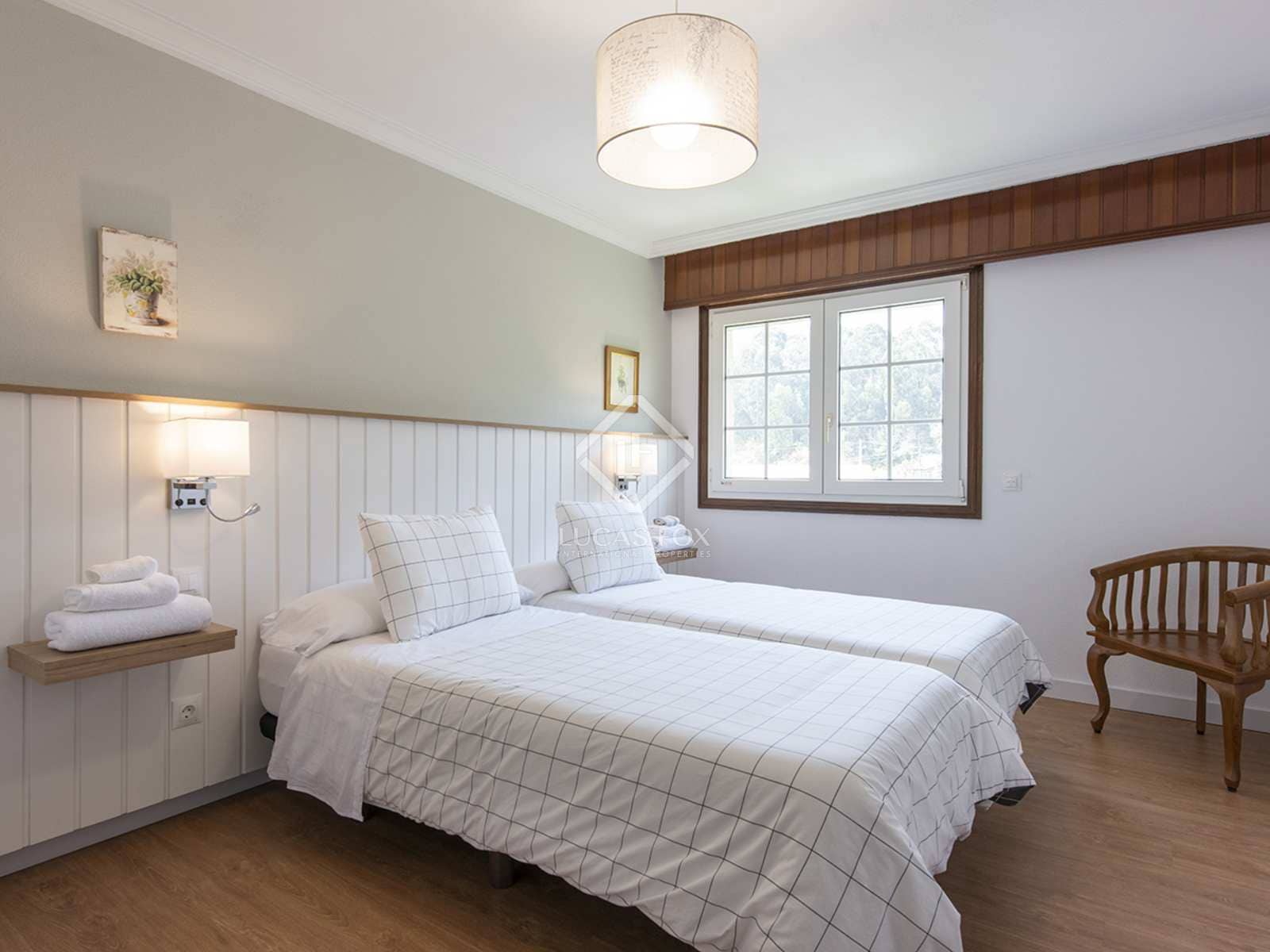 8 soveværelse Villa til leje i Gondomar med swimmingpool garage - € 4.950 (Ref: 7683181)