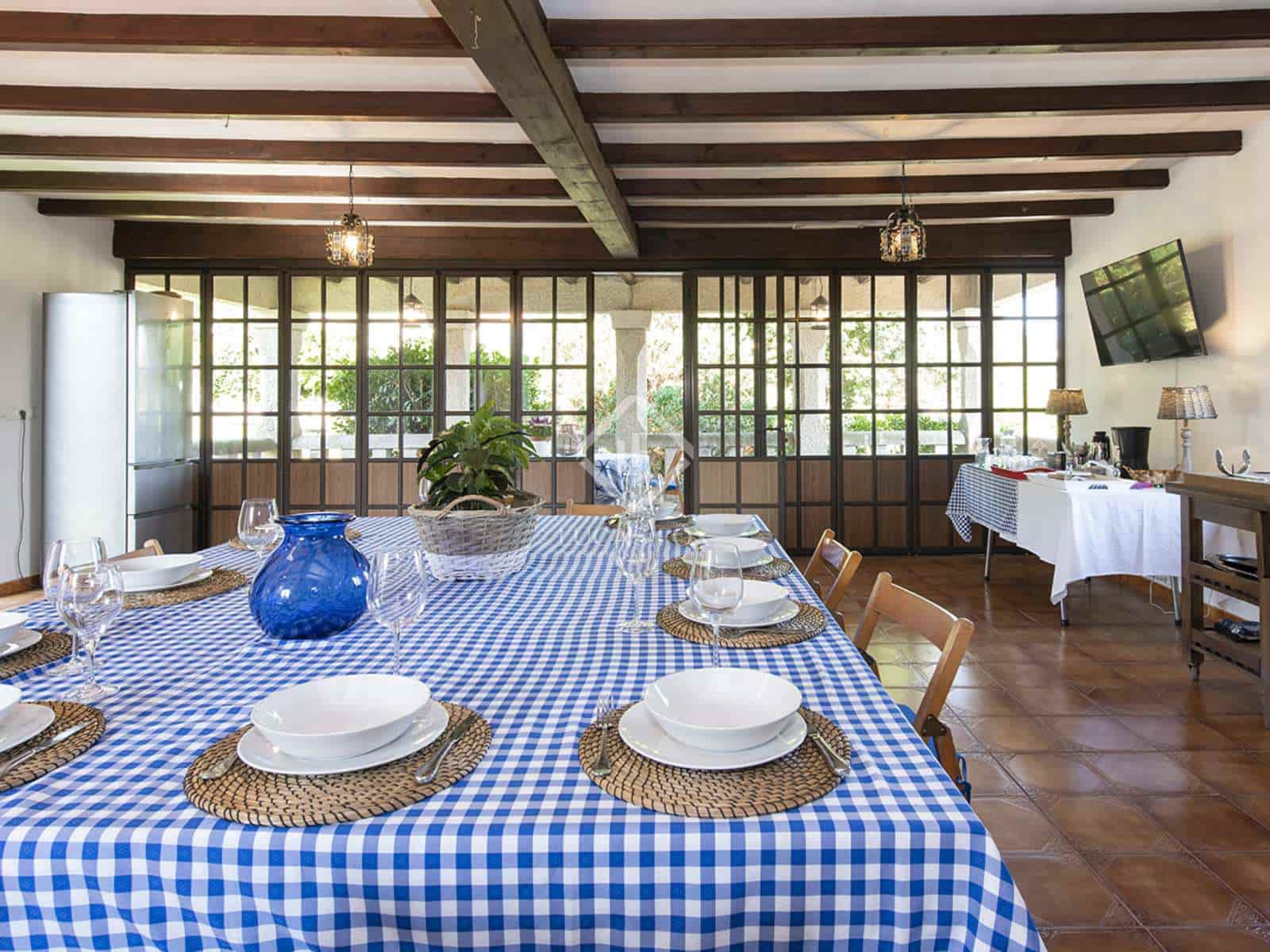 8 soveværelse Villa til leje i Gondomar med swimmingpool garage - € 4.950 (Ref: 7683181)