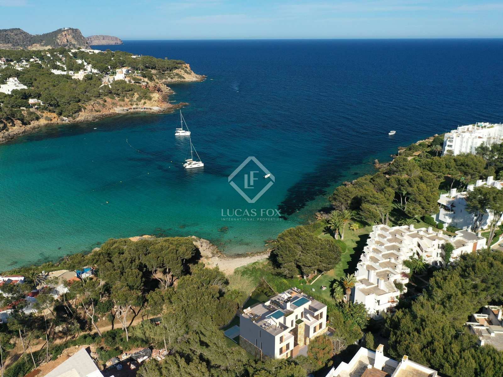 4 sypialnia Willa na sprzedaż w Santa Eulalia / Santa Eularia z basenem garażem - 2 600 000 € (Ref: 7683192)