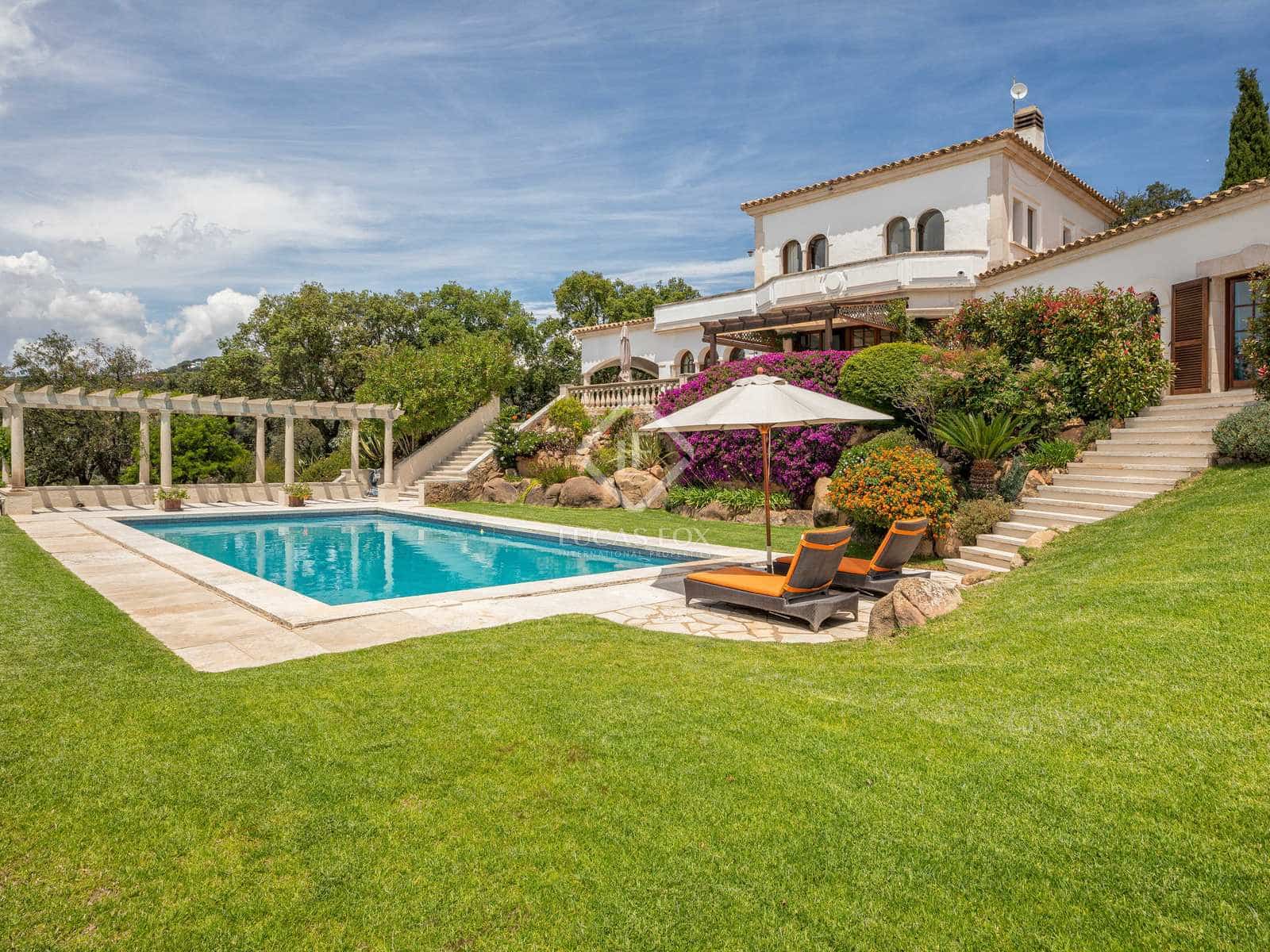 4 chambre Villa/Maison à vendre à Platja d'Aro avec piscine garage - 2 600 000 € (Ref: 7683195)
