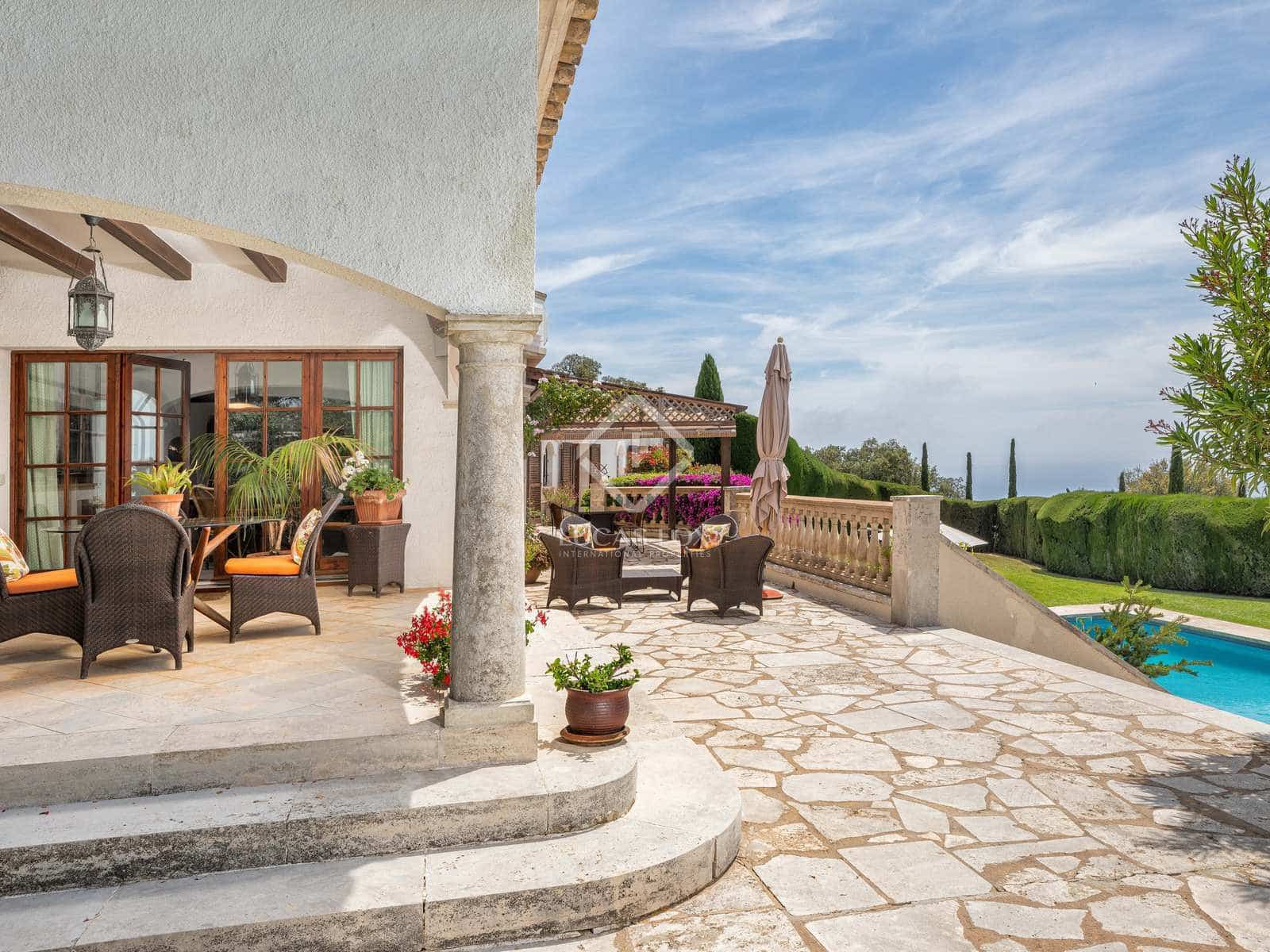 4 chambre Villa/Maison à vendre à Platja d'Aro avec piscine garage - 2 600 000 € (Ref: 7683195)