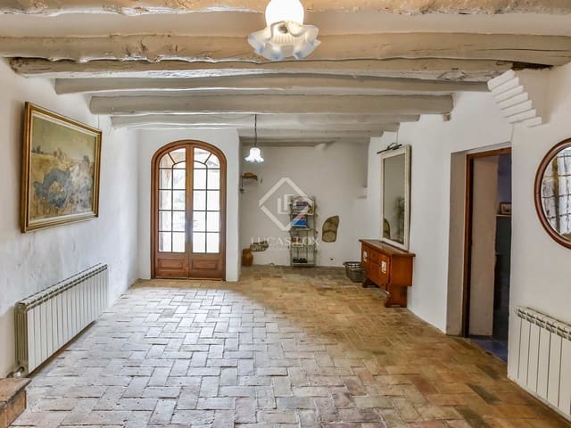 9 bedroom Finca/Country House for sale in Torrelles de Foix with pool garage - € 1,495,000 (Ref: 7683196)