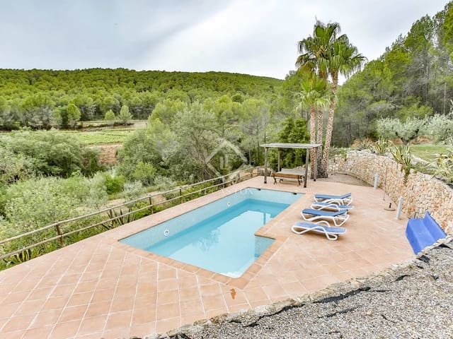 9 bedroom Finca/Country House for sale in Torrelles de Foix with pool garage - € 1,495,000 (Ref: 7683196)