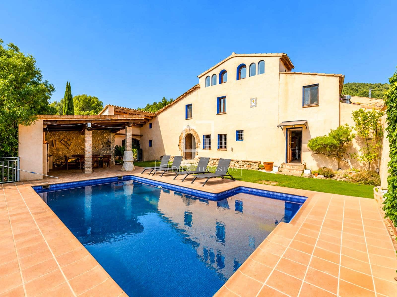 9 sypialnia Finka/Dom wiejski na sprzedaż w Torrelles de Foix z basenem garażem - 1 495 000 € (Ref: 7683196)