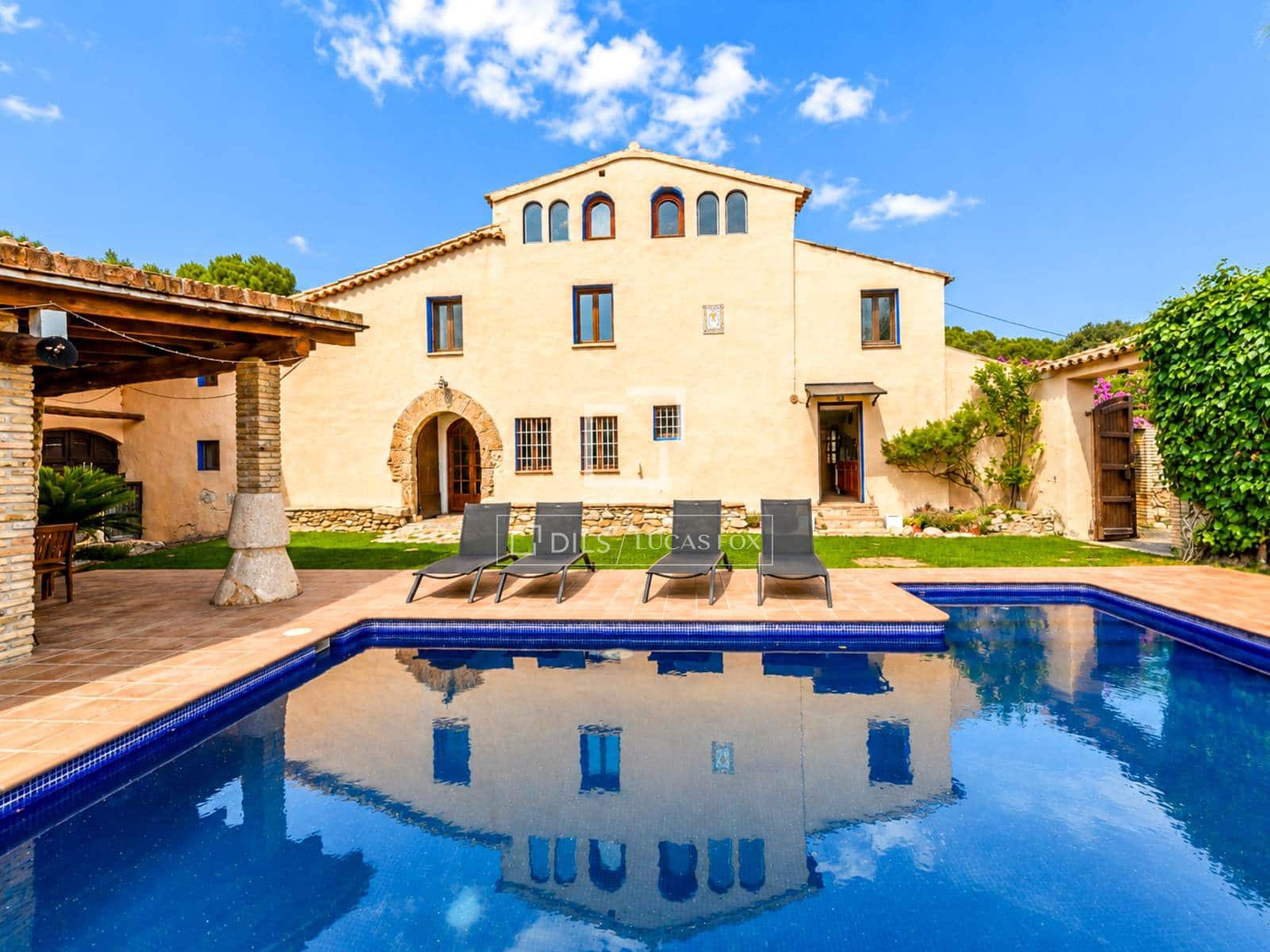 9 sypialnia Finka/Dom wiejski na sprzedaż w Torrelles de Foix z basenem garażem - 1 495 000 € (Ref: 7683196)