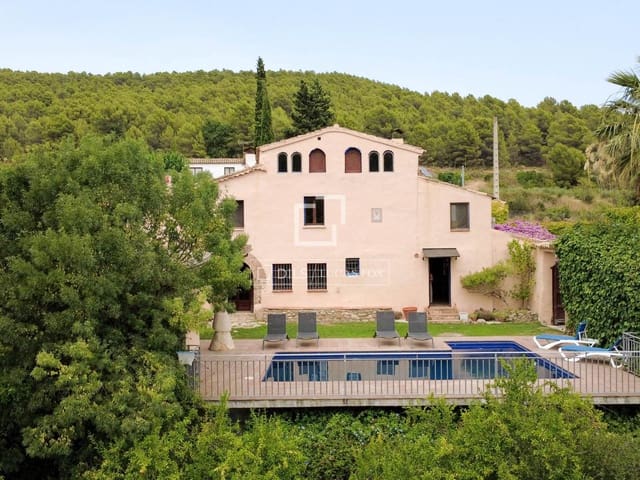 9 sypialnia Finka/Dom wiejski na sprzedaż w Torrelles de Foix z basenem garażem - 1 495 000 € (Ref: 7683196)