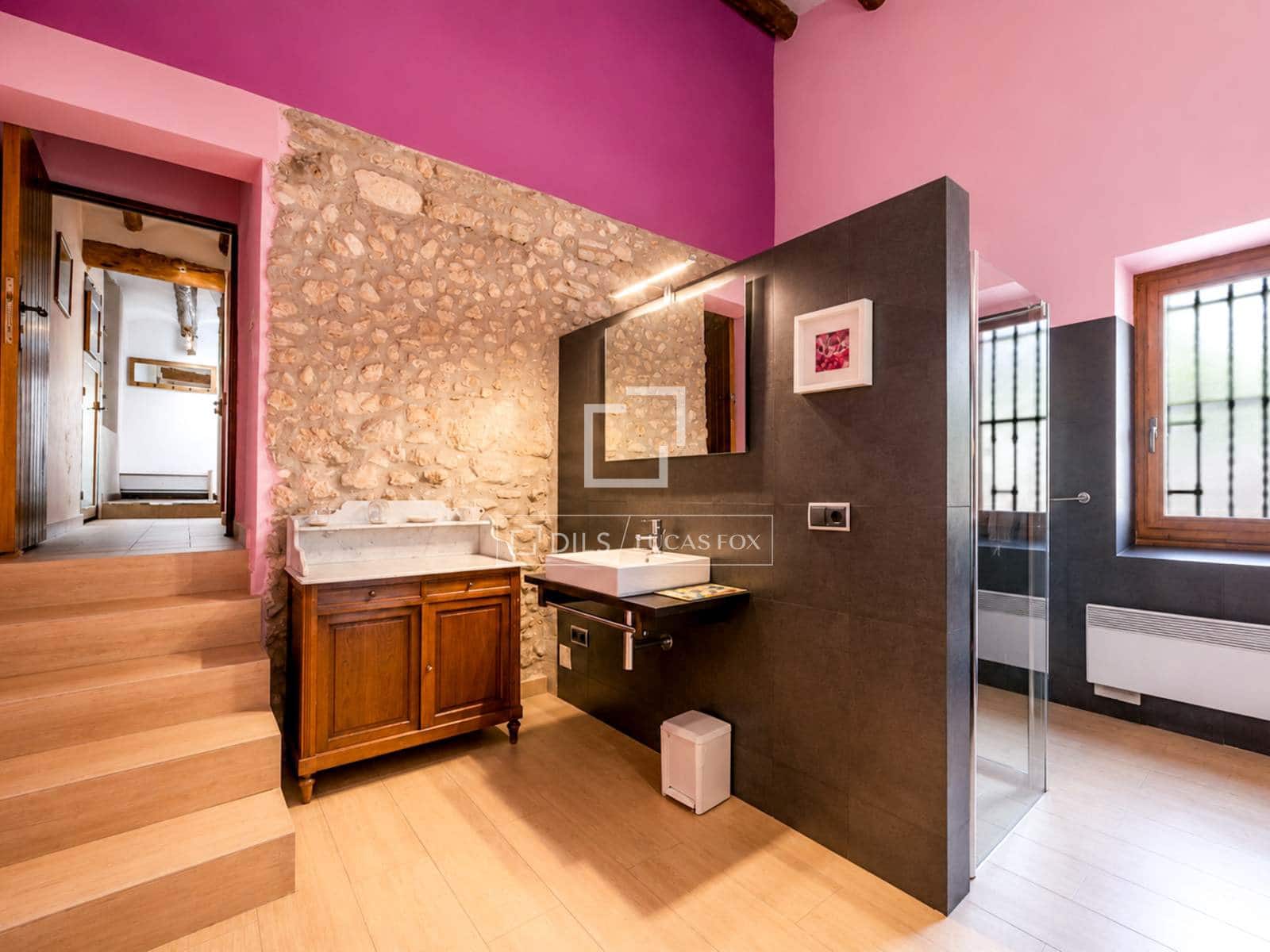9 sypialnia Finka/Dom wiejski na sprzedaż w Torrelles de Foix z basenem garażem - 1 495 000 € (Ref: 7683196)