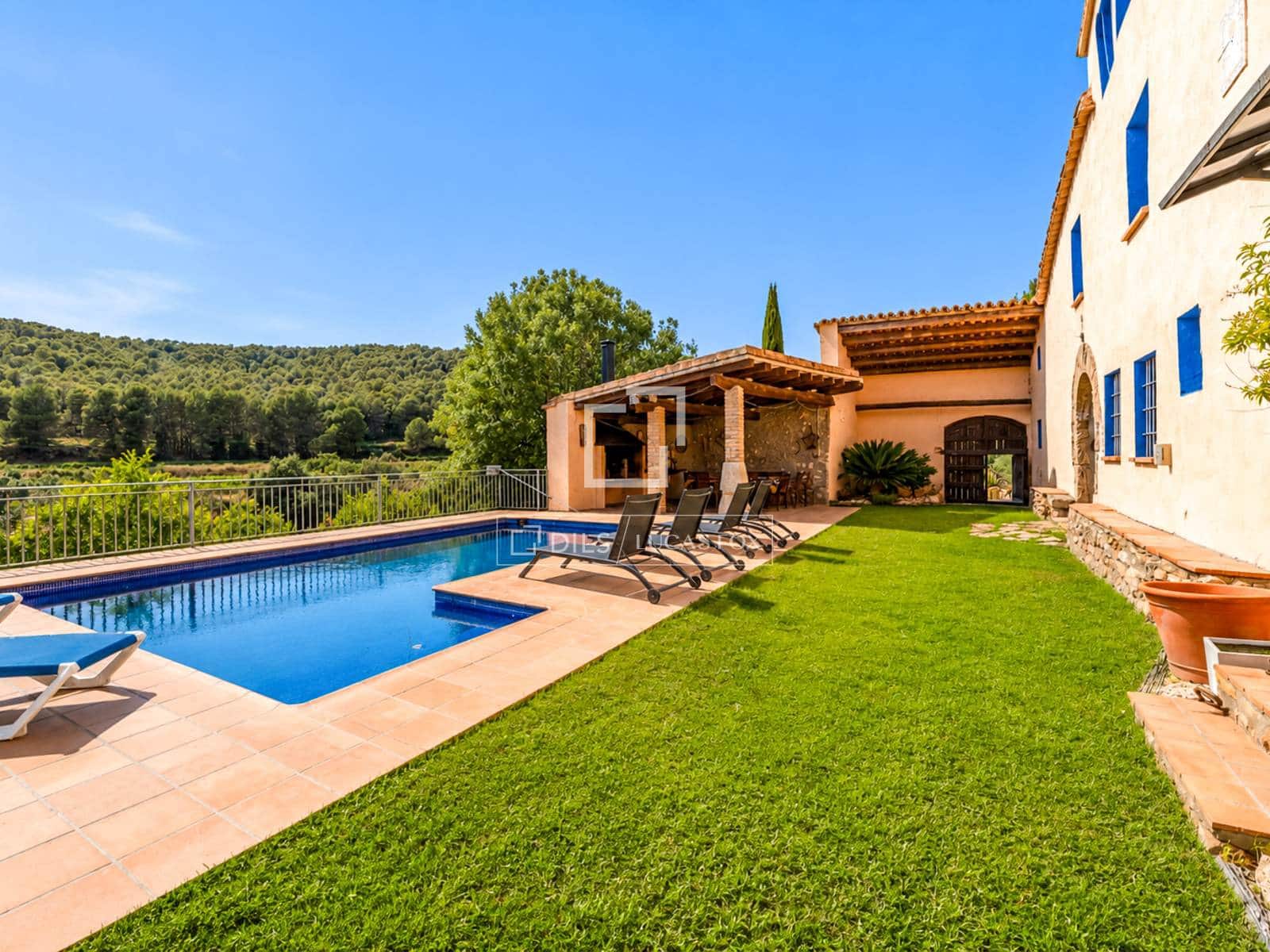 9 sypialnia Finka/Dom wiejski na sprzedaż w Torrelles de Foix z basenem garażem - 1 495 000 € (Ref: 7683196)