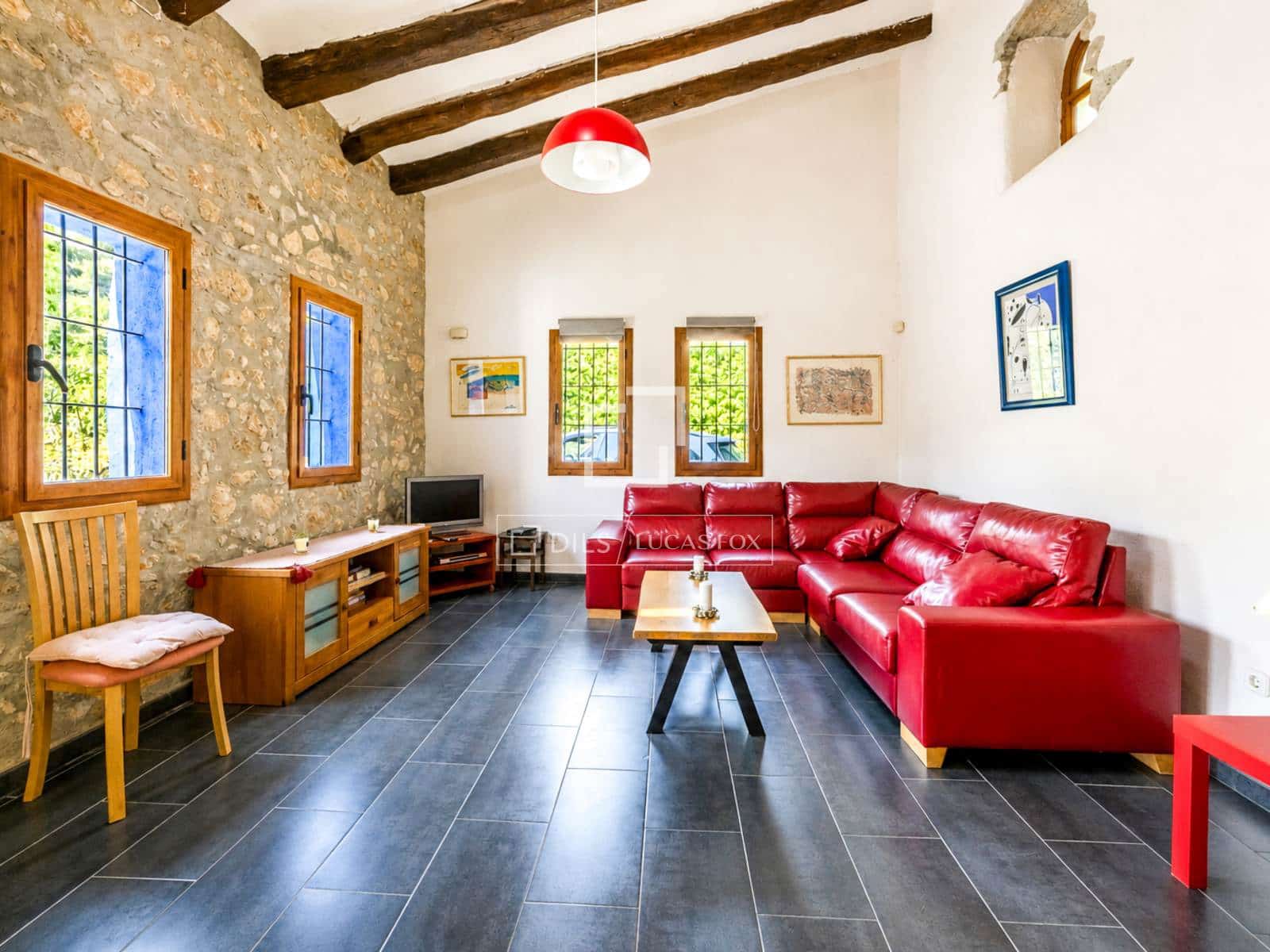 9 sypialnia Finka/Dom wiejski na sprzedaż w Torrelles de Foix z basenem garażem - 1 495 000 € (Ref: 7683196)