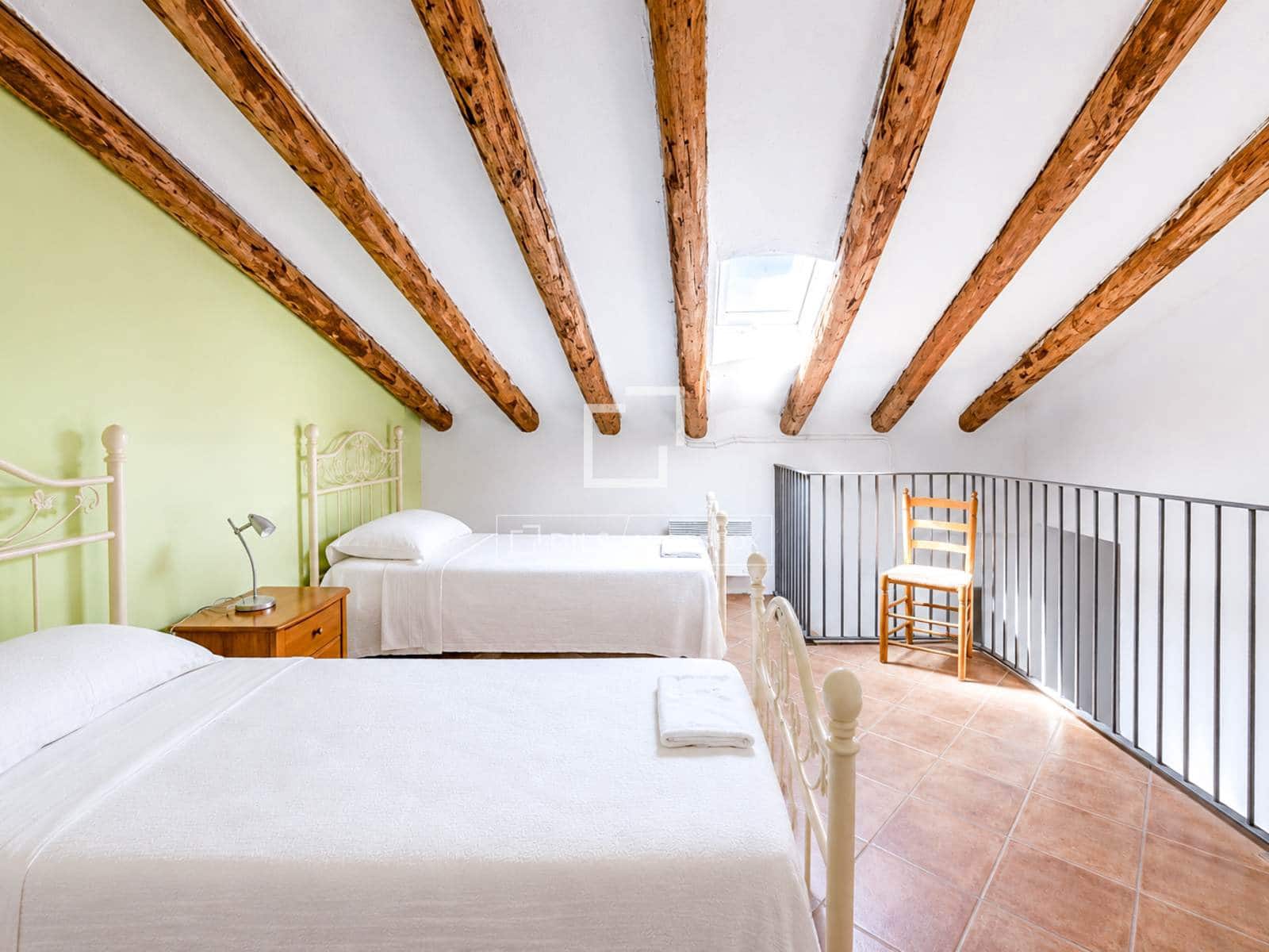 9 sypialnia Finka/Dom wiejski na sprzedaż w Torrelles de Foix z basenem garażem - 1 495 000 € (Ref: 7683196)