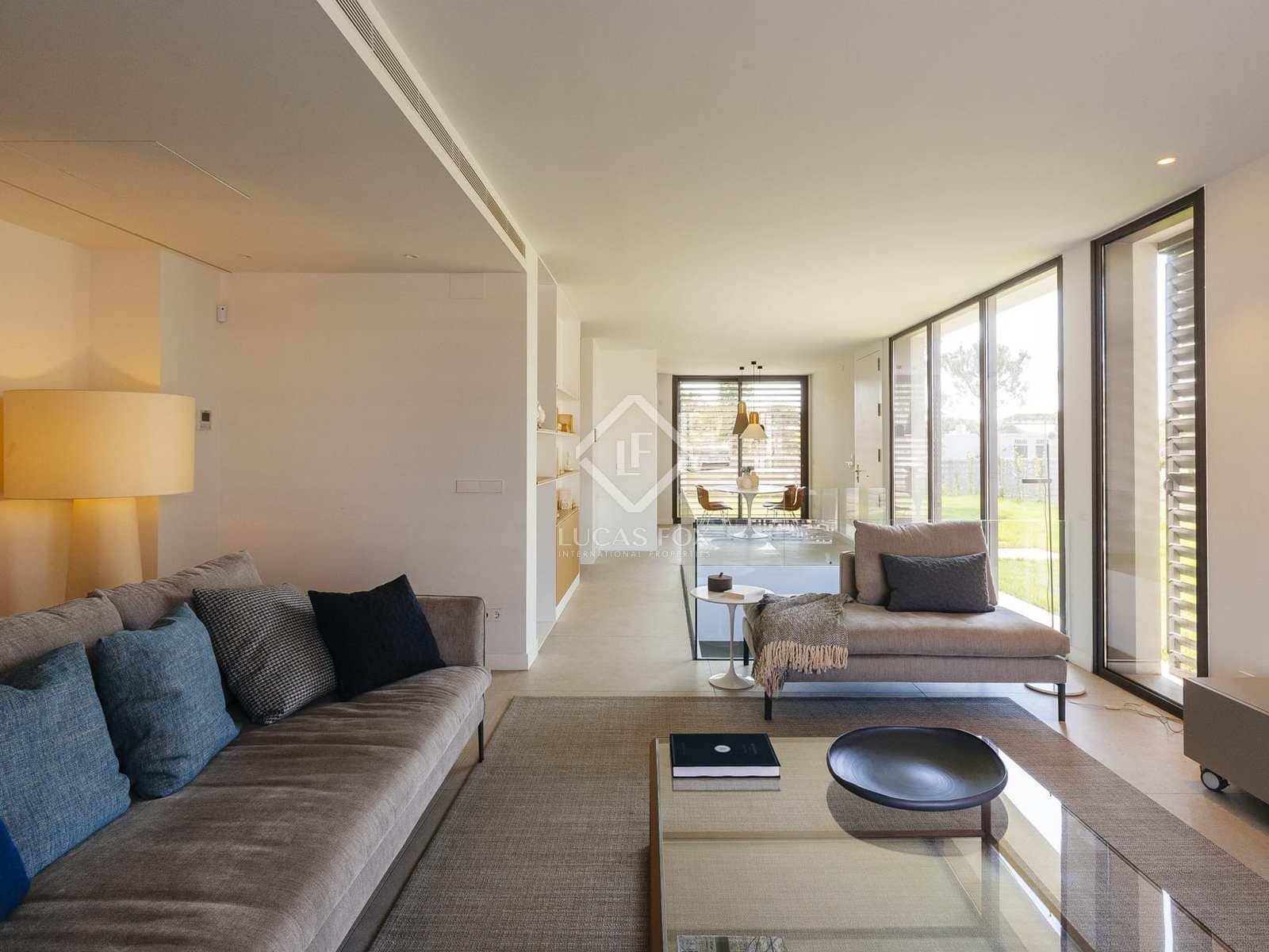 5 soveværelse Villa til salg i Gava med swimmingpool garage - € 3.400.000 (Ref: 7683199)