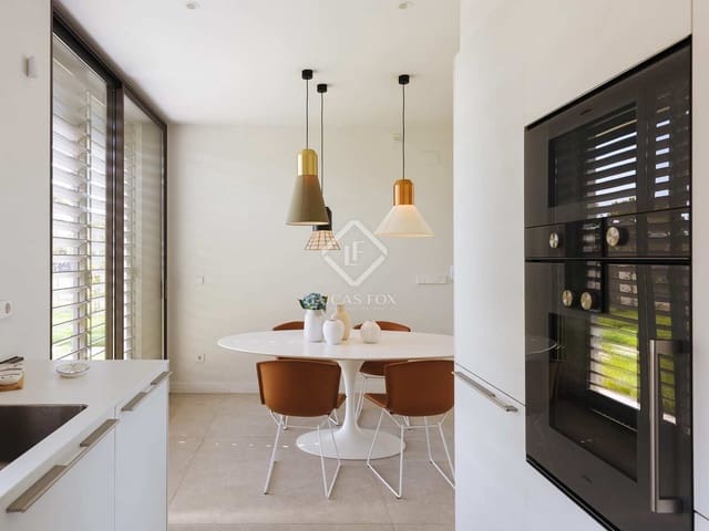 5 makuuhuone Huvila myytävänä paikassa Gavà mukana uima-altaan 
autotalli - 3 400 000 € (Ref: 7683199)