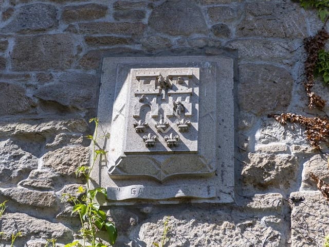 10 bedroom Villa for sale in Rairiz de Veiga with garage - € 500,000 (Ref: 7683208)