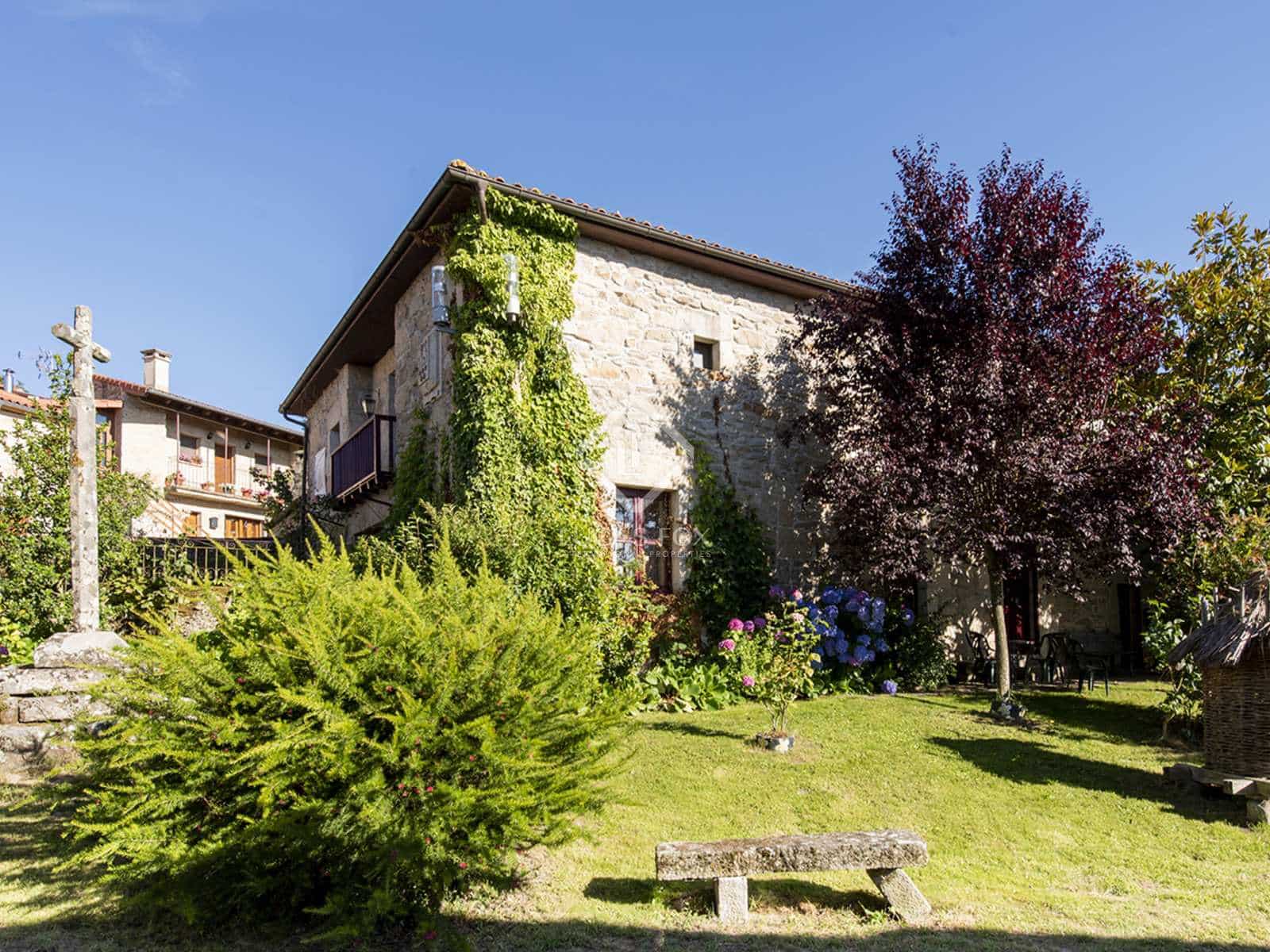 10 soveværelse Villa til salg i Rairiz de Veiga med garage - € 500.000 (Ref: 7683208)