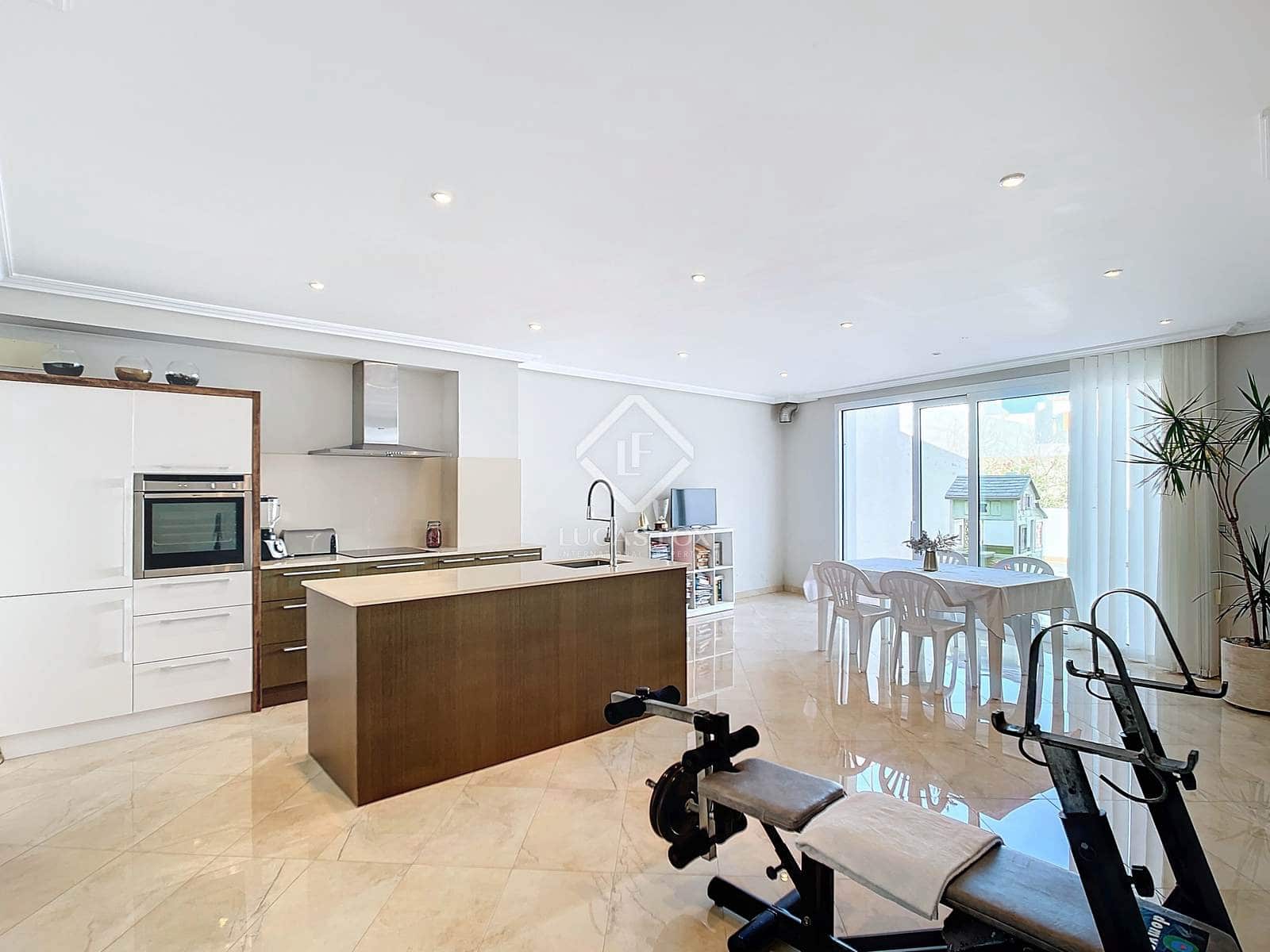 5 chambre Villa/Maison à vendre à Ciutadella de Menorca avec garage - 730 000 € (Ref: 7685363)