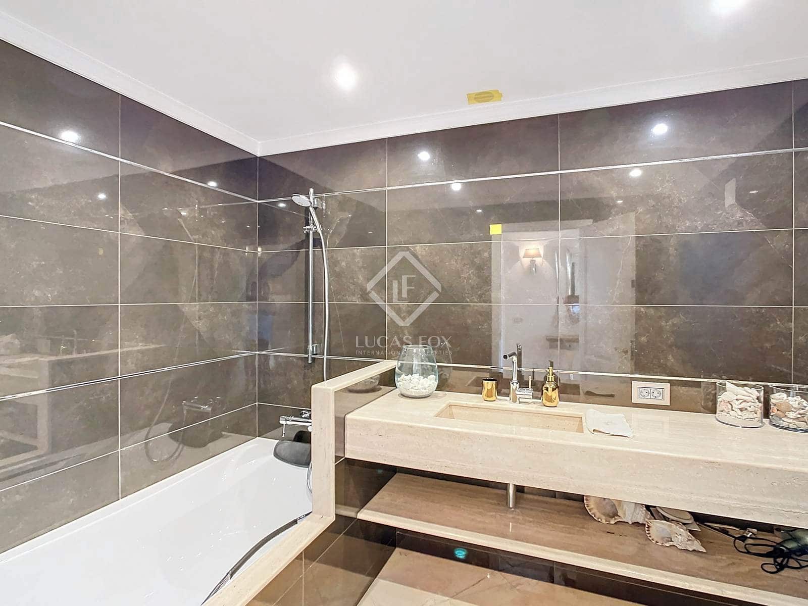 5 chambre Villa/Maison à vendre à Ciutadella de Menorca avec garage - 730 000 € (Ref: 7685363)