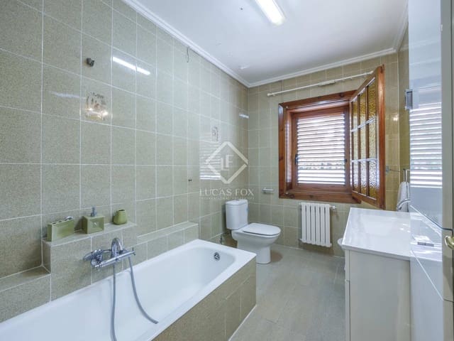 6 soveværelse Villa til salg i Paterna med swimmingpool garage - € 1.200.000 (Ref: 7685369)