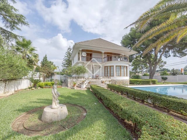 6 bedroom Villa for sale in Paterna with pool garage - € 1,200,000 (Ref: 7685369)