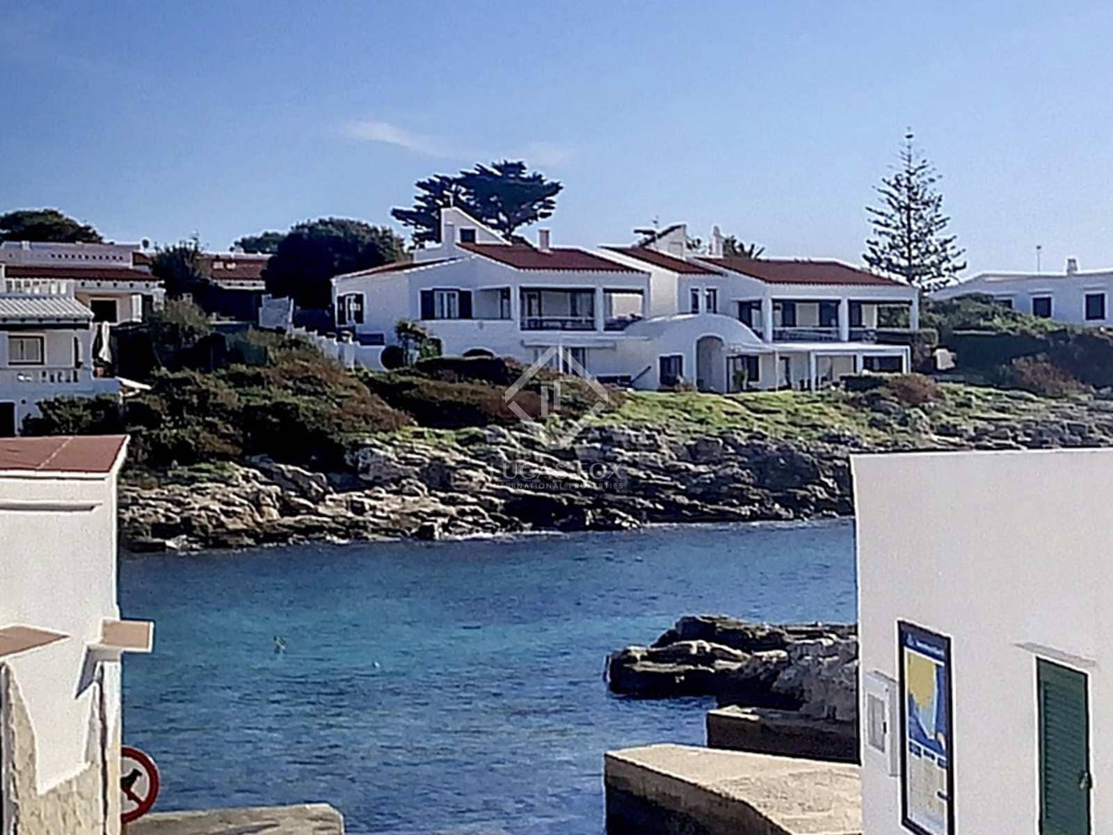 4 soveværelse Villa til salg i San Luis / Sant Lluis med garage - € 1.950.000 (Ref: 7687572)