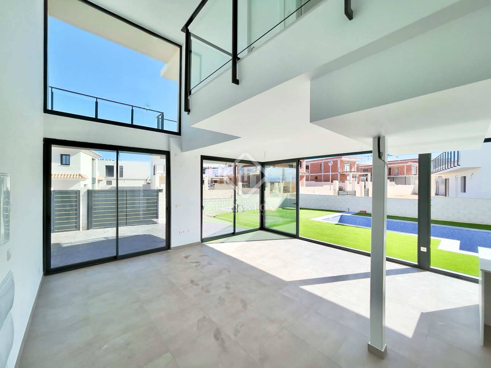 4 chambre Villa/Maison à vendre à Gran Alacant avec piscine garage - 615 000 € (Ref: 7687576)