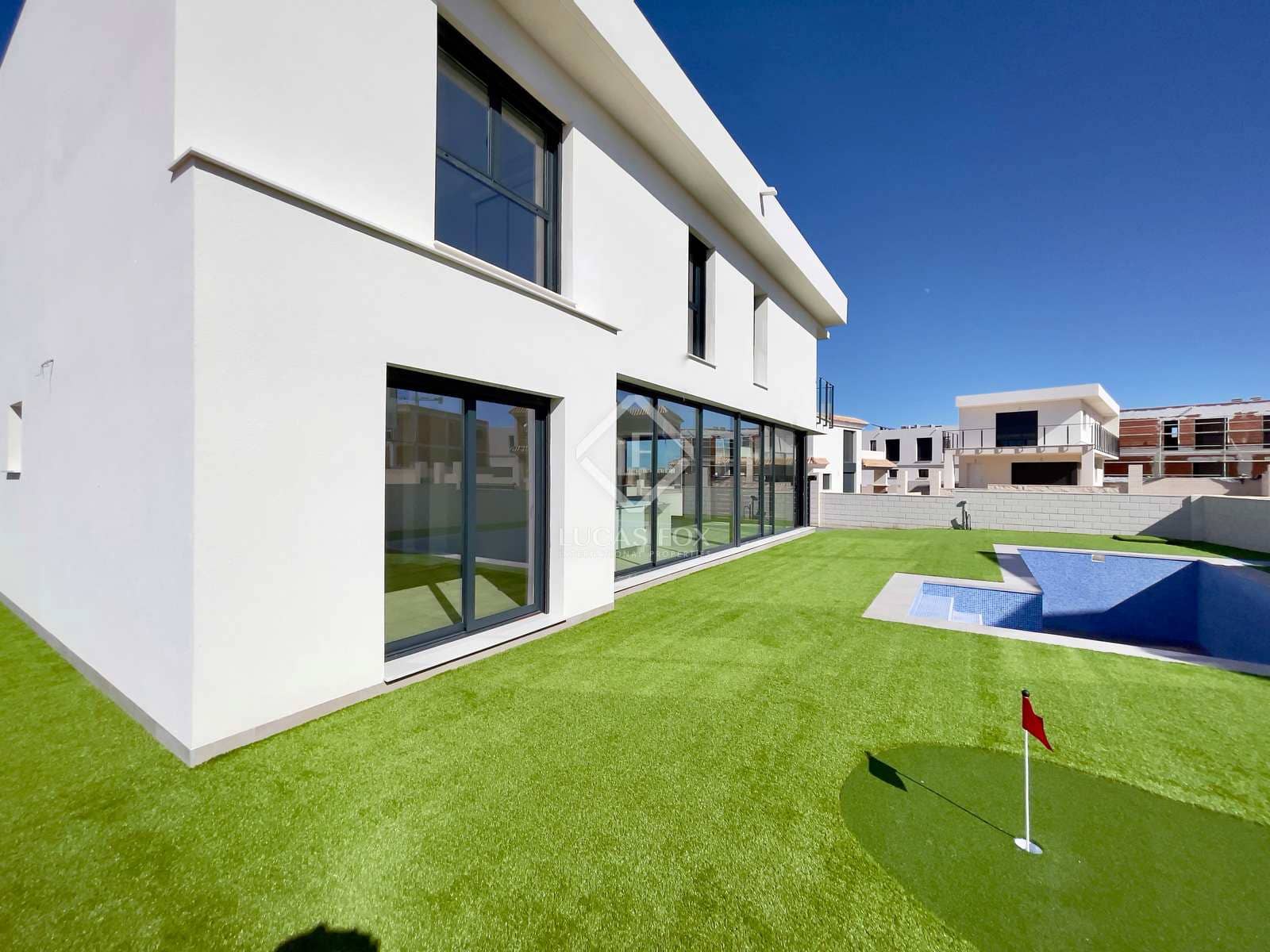 4 chambre Villa/Maison à vendre à Gran Alacant avec piscine garage - 615 000 € (Ref: 7687576)