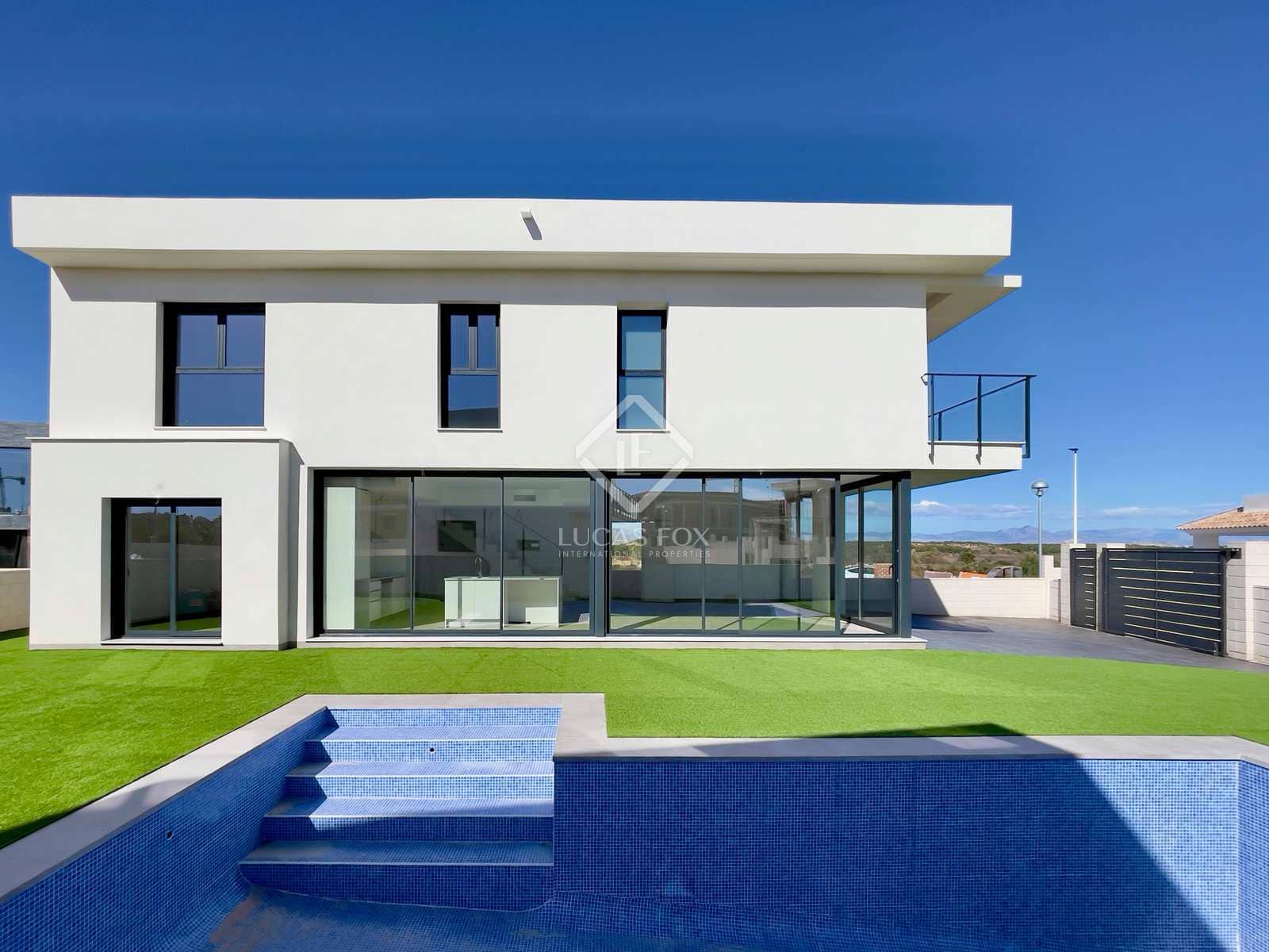 4 chambre Villa/Maison à vendre à Gran Alacant avec piscine garage - 615 000 € (Ref: 7687576)