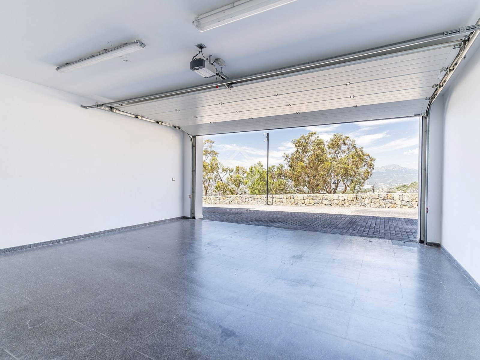 3 soveværelse Villa til salg i Altea med swimmingpool garage - € 1.675.000 (Ref: 7692331)