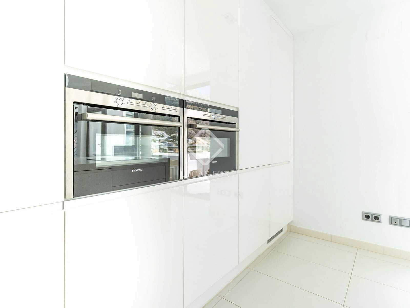 3 soveværelse Villa til salg i Altea med swimmingpool garage - € 1.675.000 (Ref: 7692331)