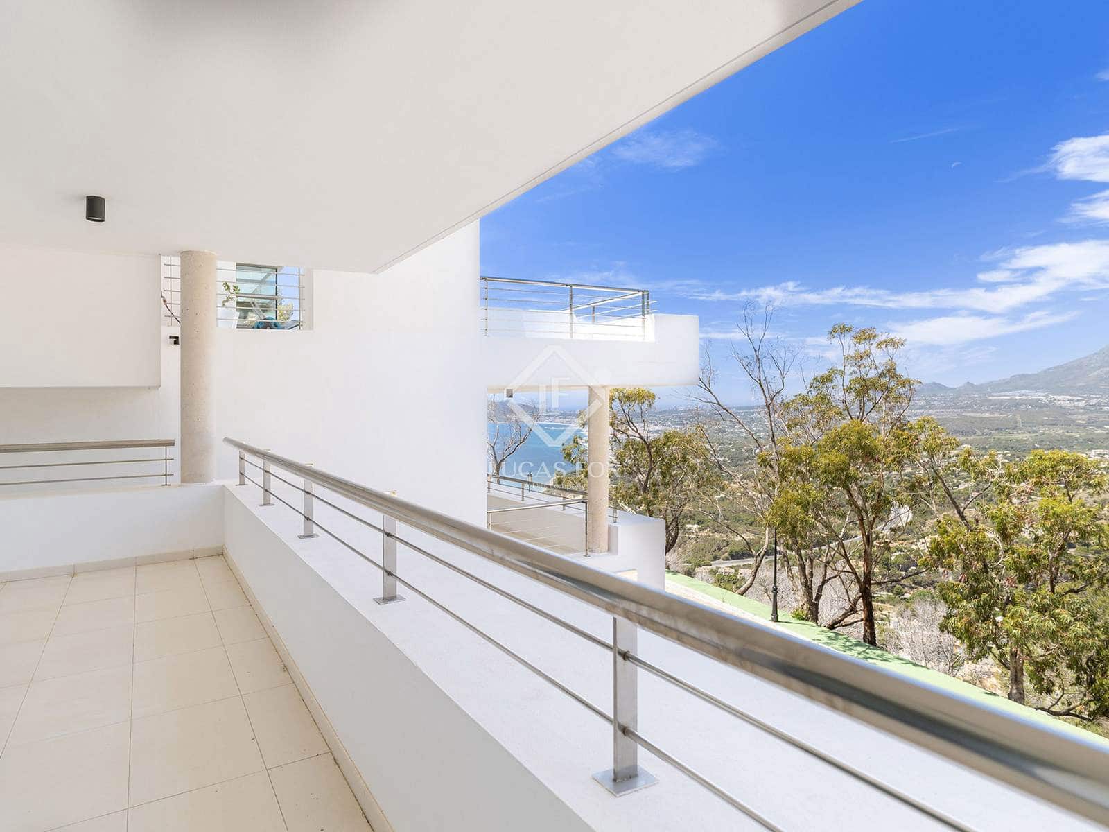 3 soveværelse Villa til salg i Altea med swimmingpool garage - € 1.675.000 (Ref: 7692331)