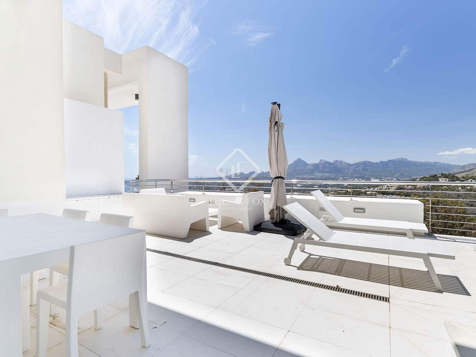 3 soveværelse Villa til salg i Altea med swimmingpool garage - € 1.675.000 (Ref: 7692331)