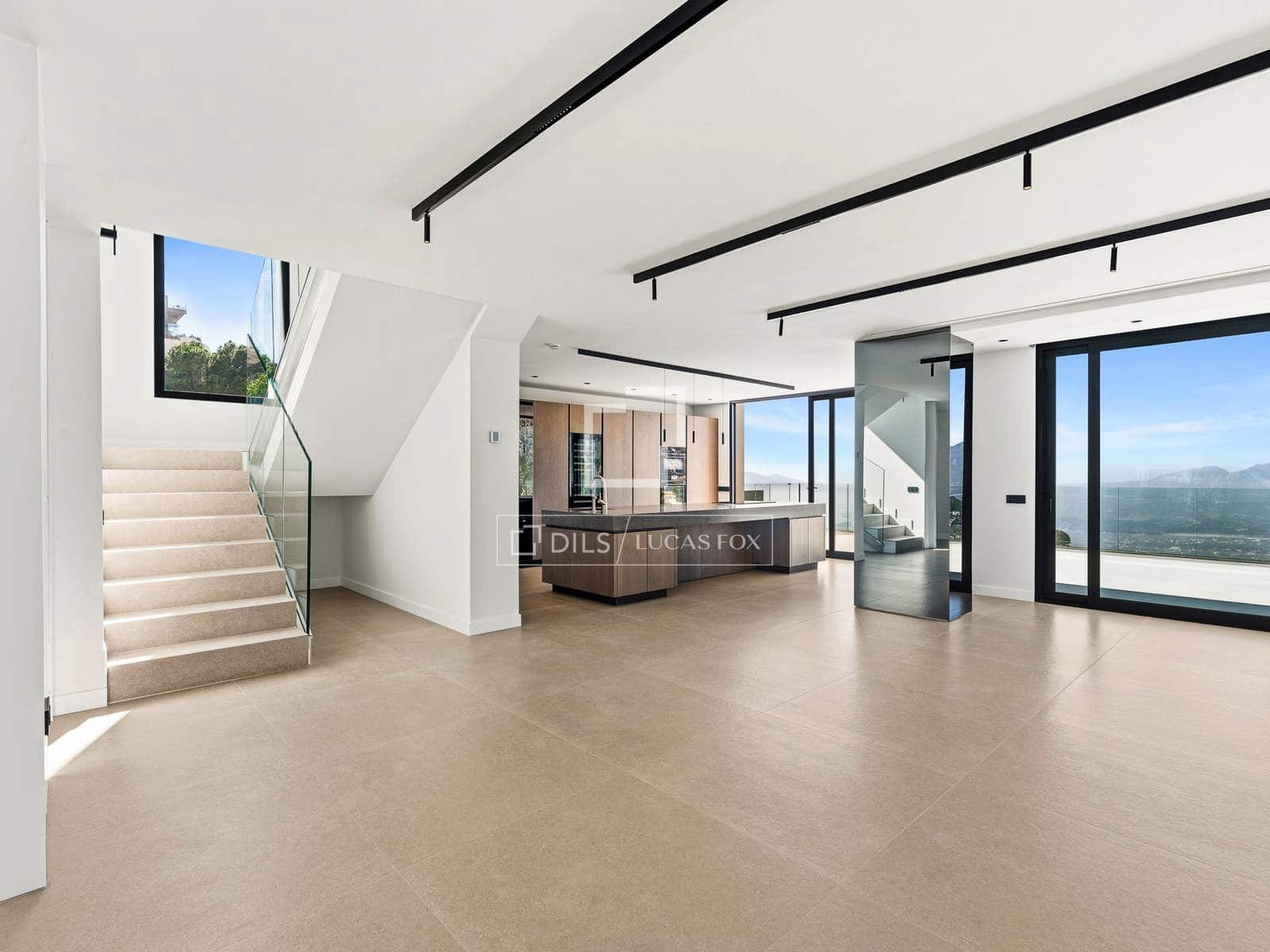 5 bedroom Villa for sale in Altea with pool garage - € 2,690,000 (Ref: 7694490)