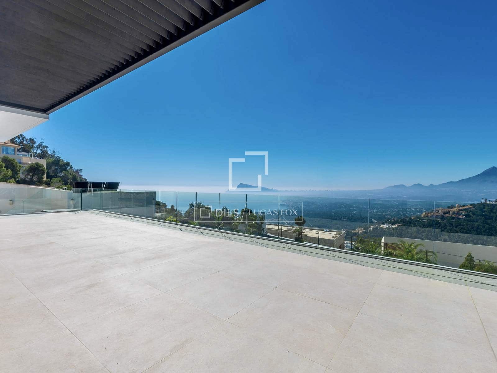 5 bedroom Villa for sale in Altea with pool garage - € 2,690,000 (Ref: 7694490)