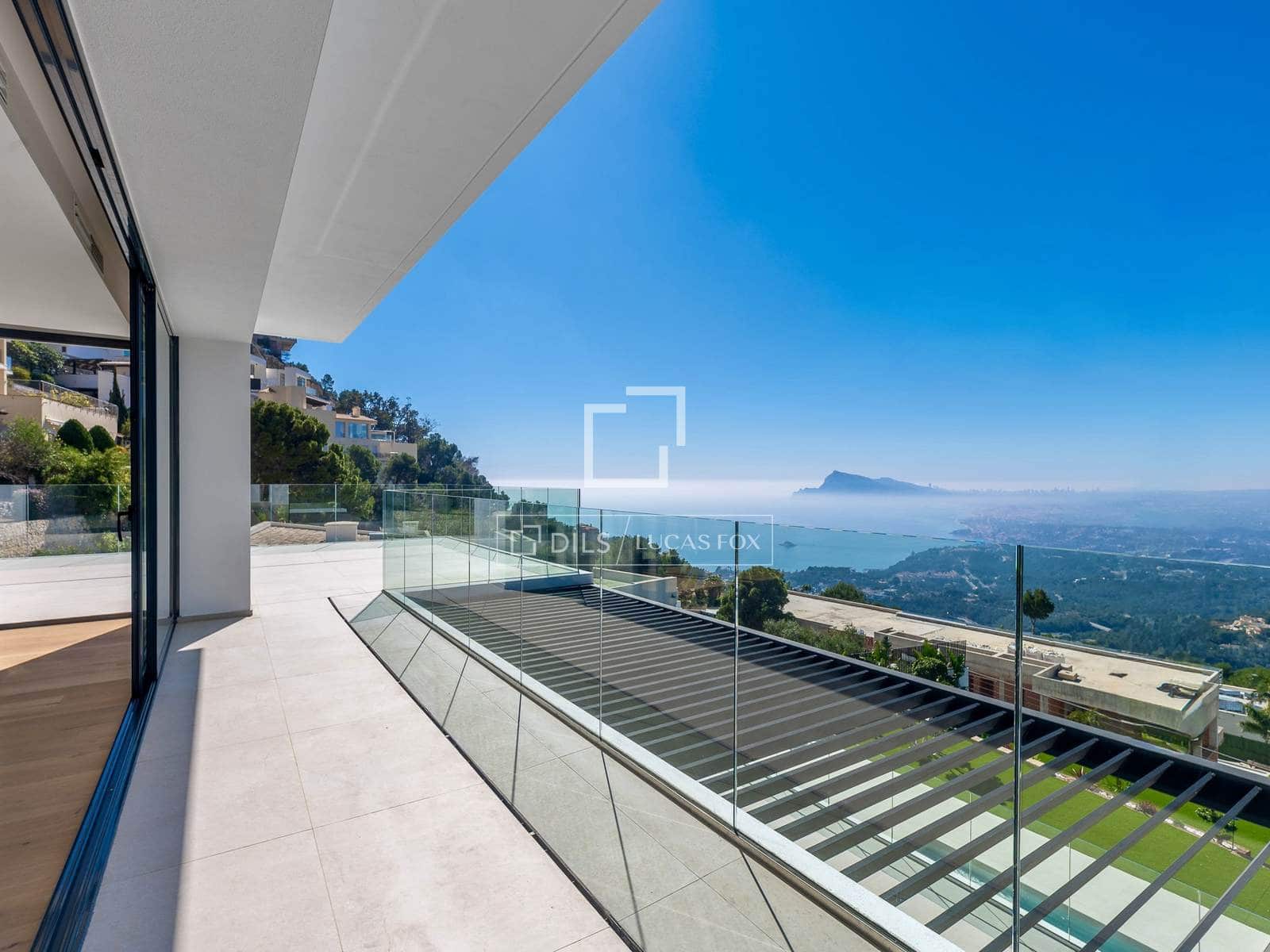 5 bedroom Villa for sale in Altea with pool garage - € 2,690,000 (Ref: 7694490)