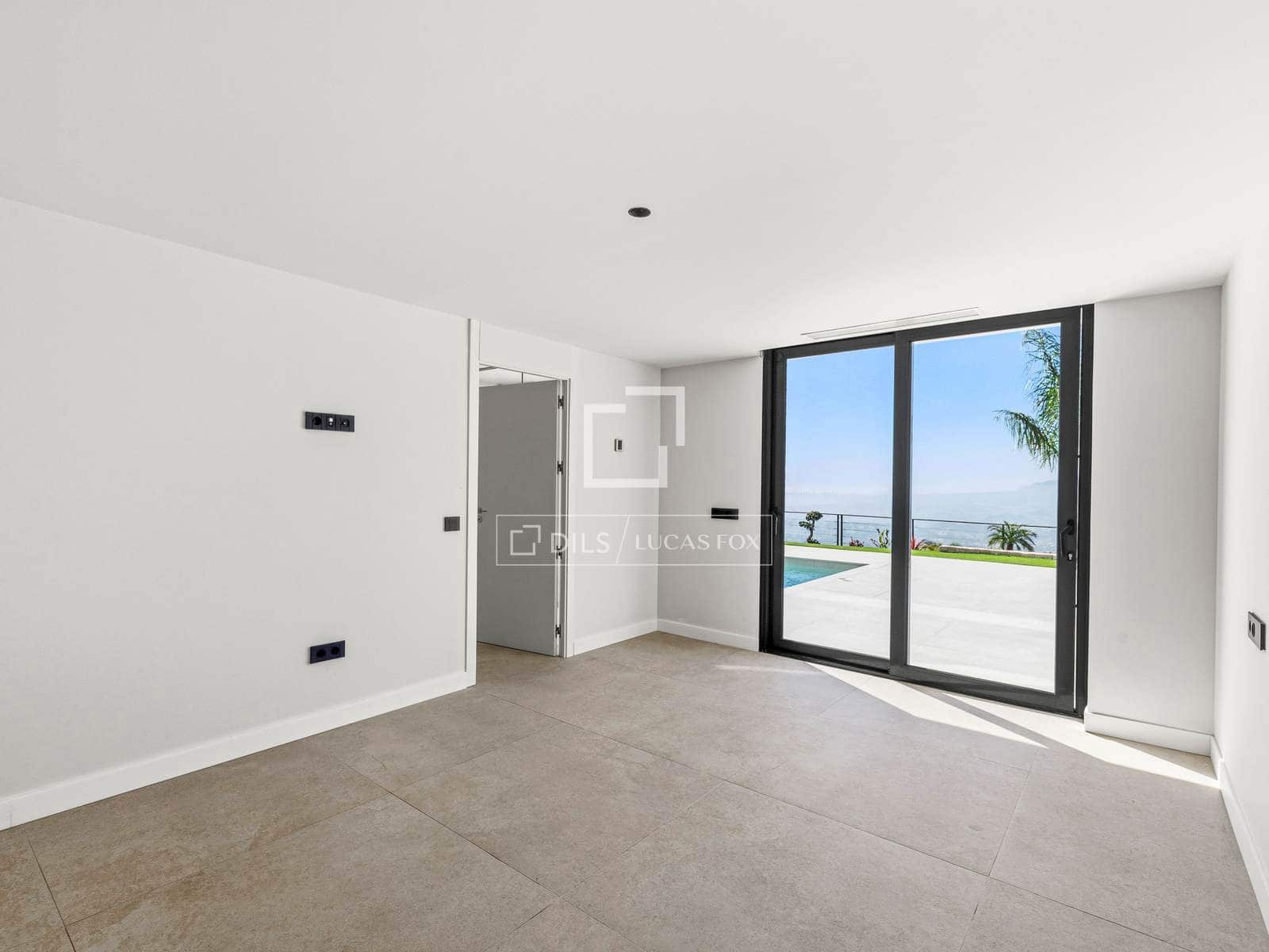 5 bedroom Villa for sale in Altea with pool garage - € 2,690,000 (Ref: 7694490)