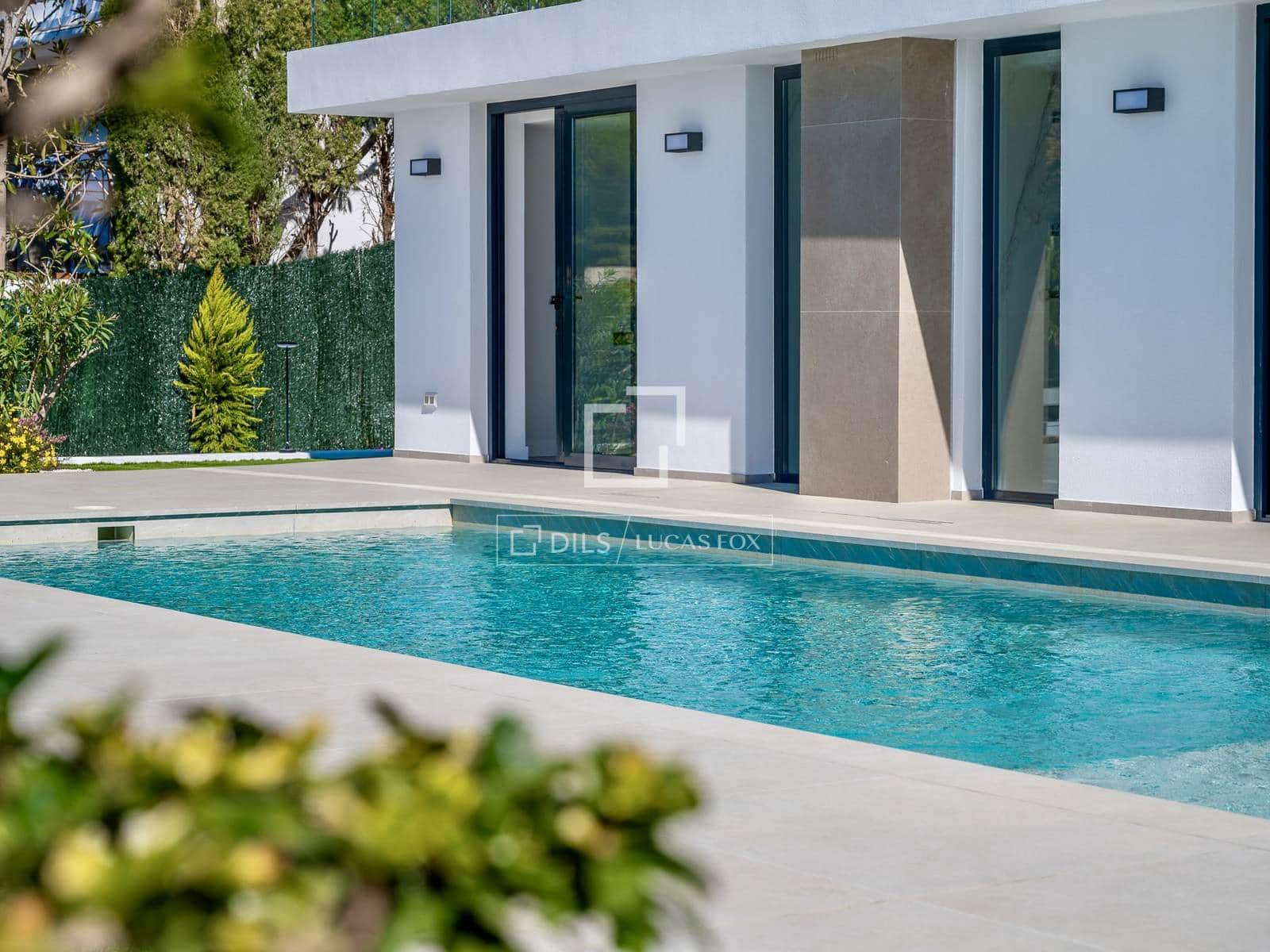 5 bedroom Villa for sale in Altea with pool garage - € 2,690,000 (Ref: 7694490)