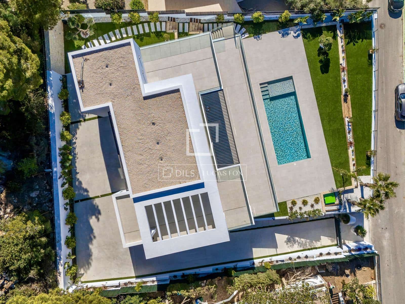 5 bedroom Villa for sale in Altea with pool garage - € 2,690,000 (Ref: 7694490)