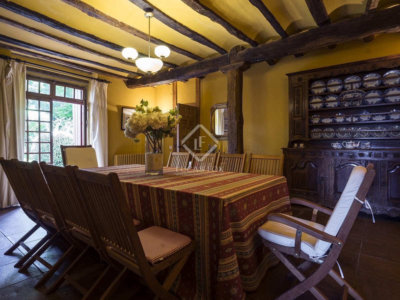 8 soveværelse Villa til salg i Oiartzun med garage - € 2.100.000 (Ref: 7694497)