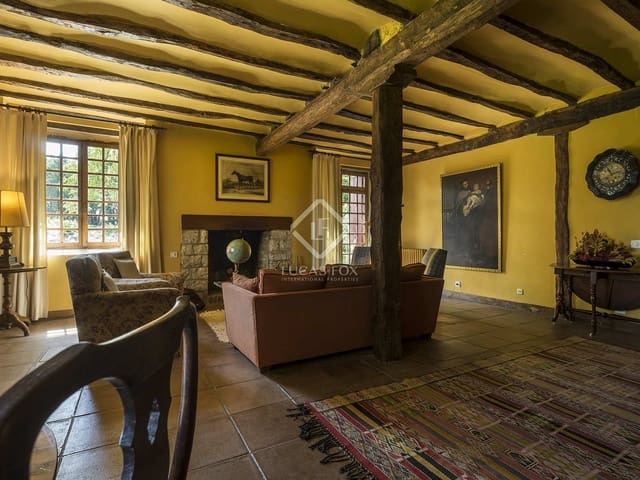 8 slaapkamer Villa te koop in Oiartzun met garage - € 2.100.000 (Ref: 7694497)