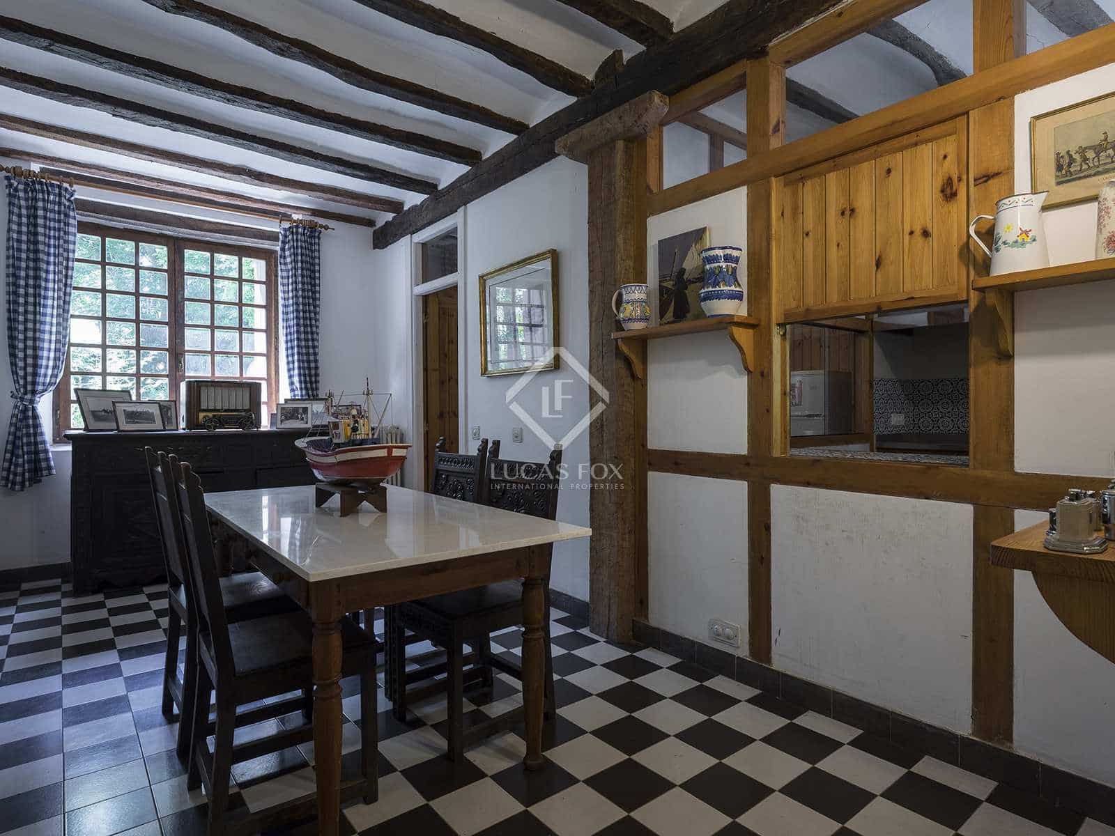 8 soveværelse Villa til salg i Oiartzun med garage - € 2.100.000 (Ref: 7694497)