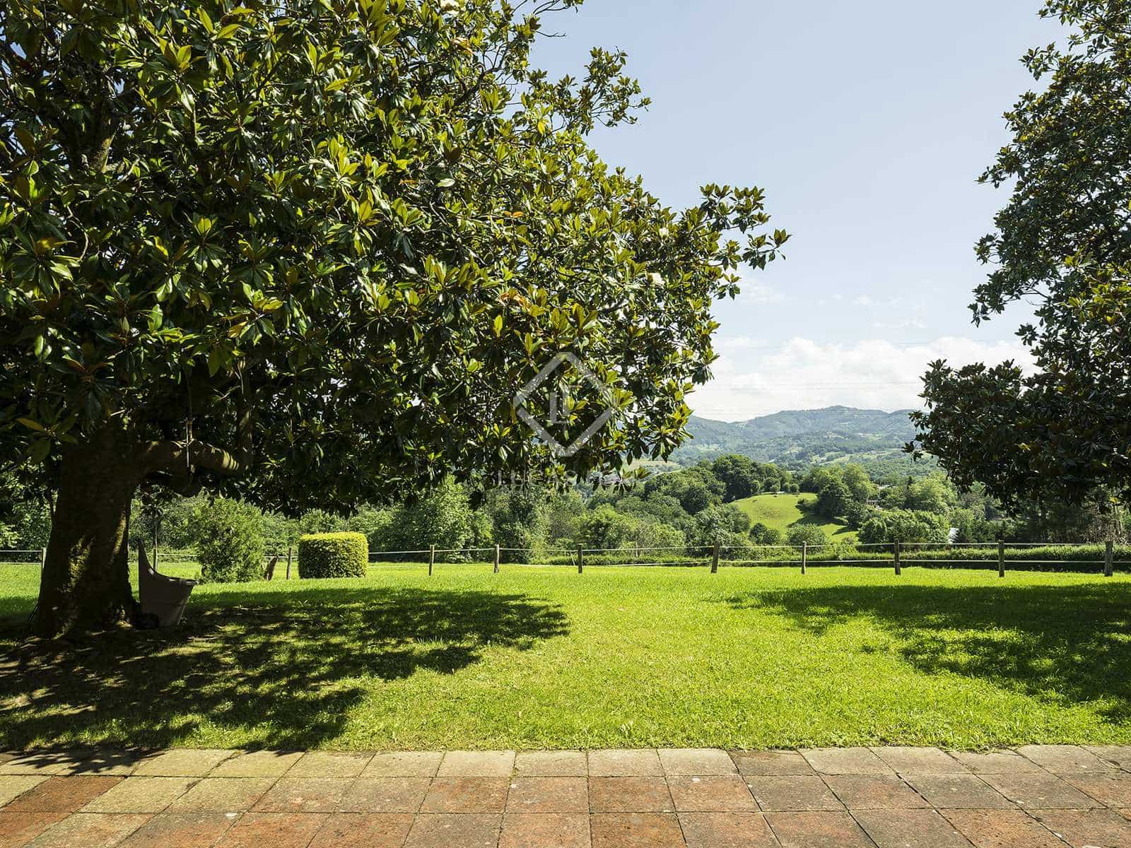 8 soveværelse Villa til salg i Oiartzun med garage - € 2.100.000 (Ref: 7694497)