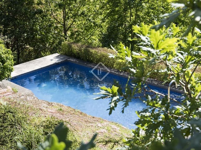 3 bedroom Villa for rent in Nigrán with pool garage - € 2,700 (Ref: 7694500)