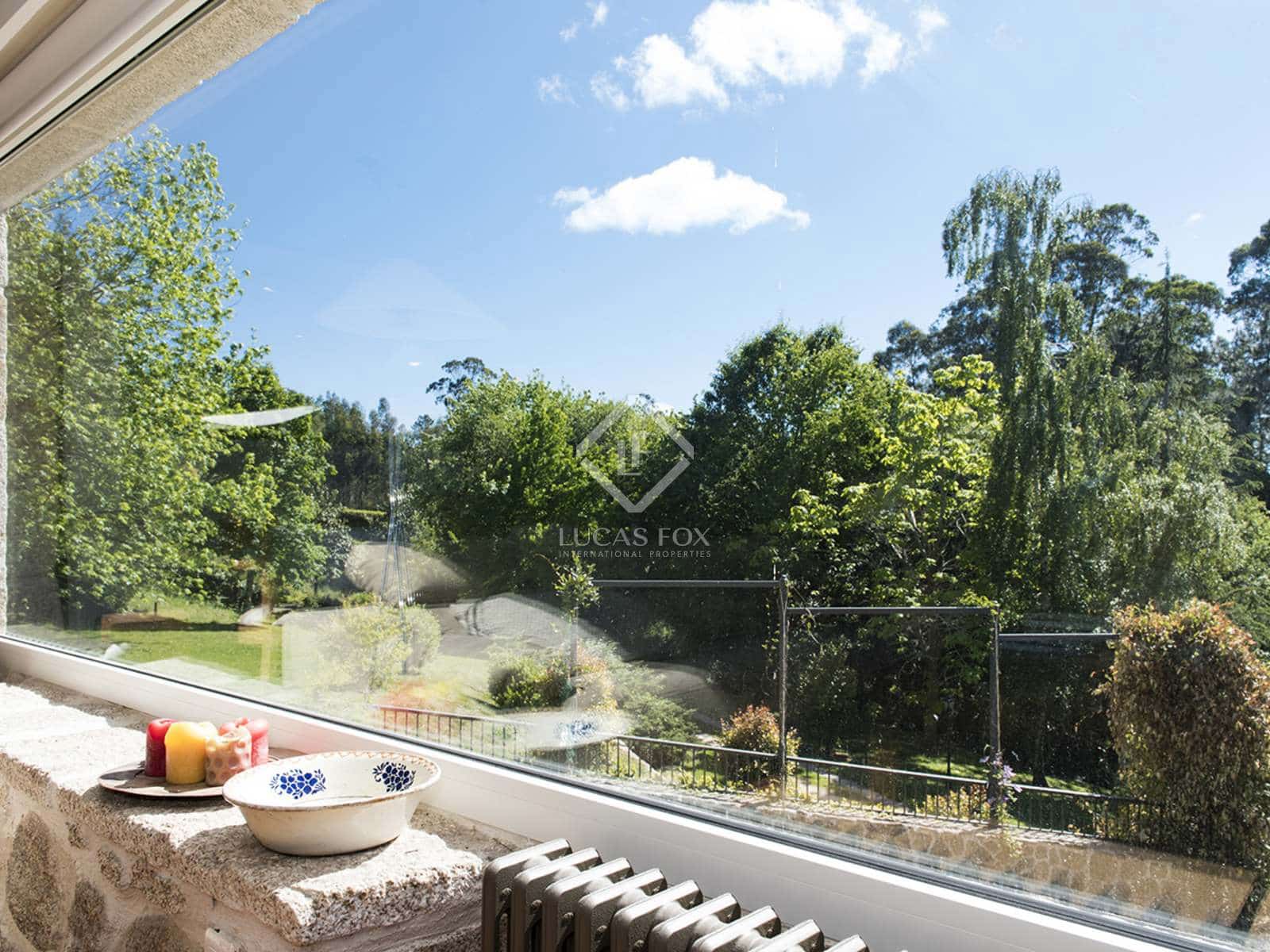 3 soveværelse Villa til leje i Nigran med swimmingpool garage - € 2.700 (Ref: 7694500)