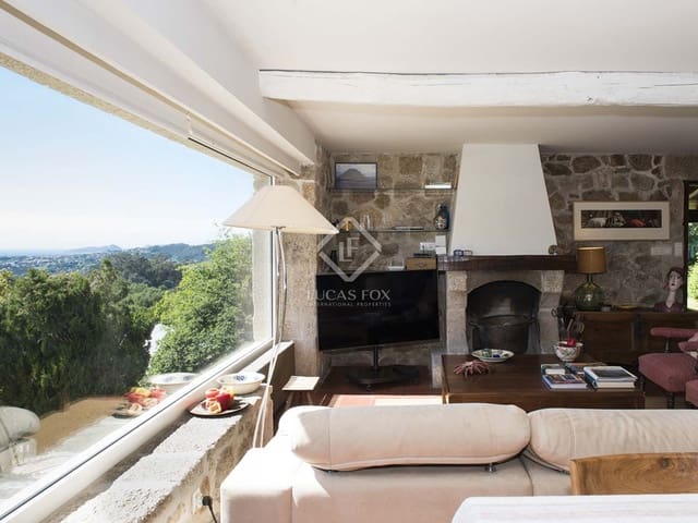 3 bedroom Villa for rent in Nigrán with pool garage - € 2,700 (Ref: 7694500)