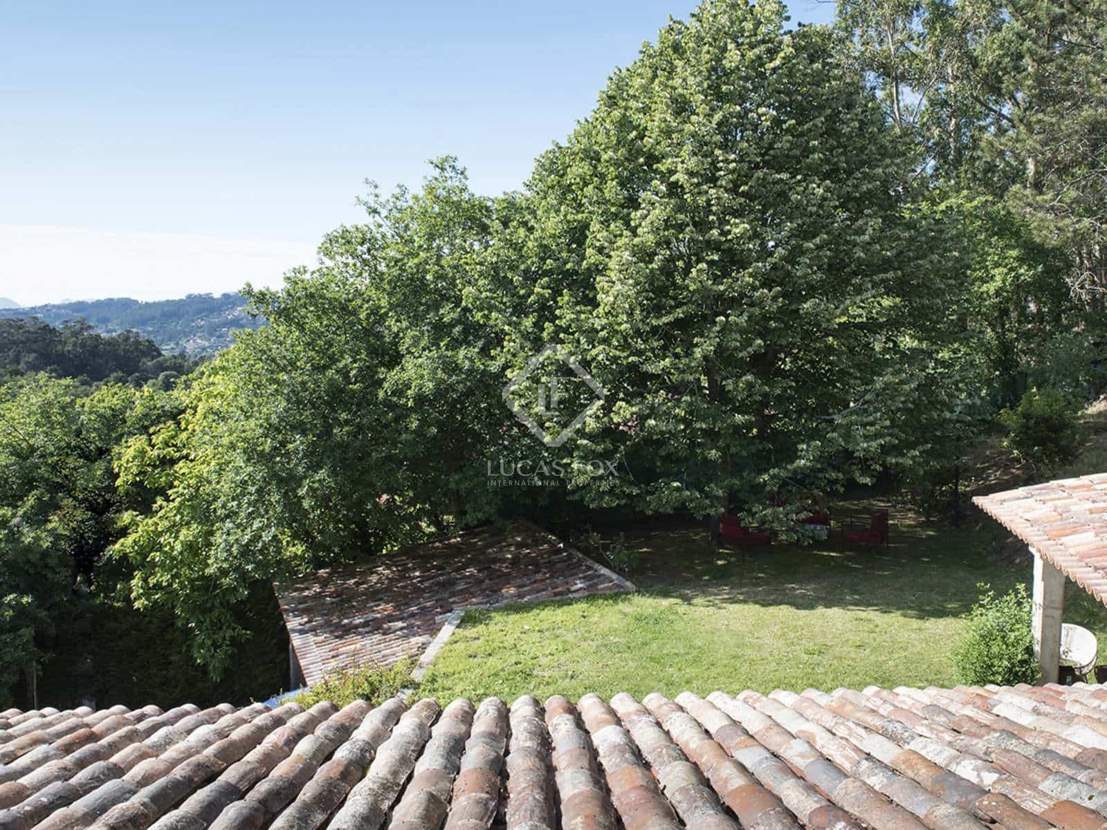 3 soveværelse Villa til leje i Nigran med swimmingpool garage - € 2.700 (Ref: 7694500)