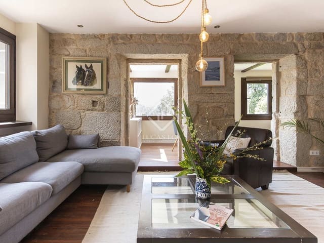 4 bedroom Finca/Country House for sale in Nigrán with garage - € 1,350,000 (Ref: 7697450)