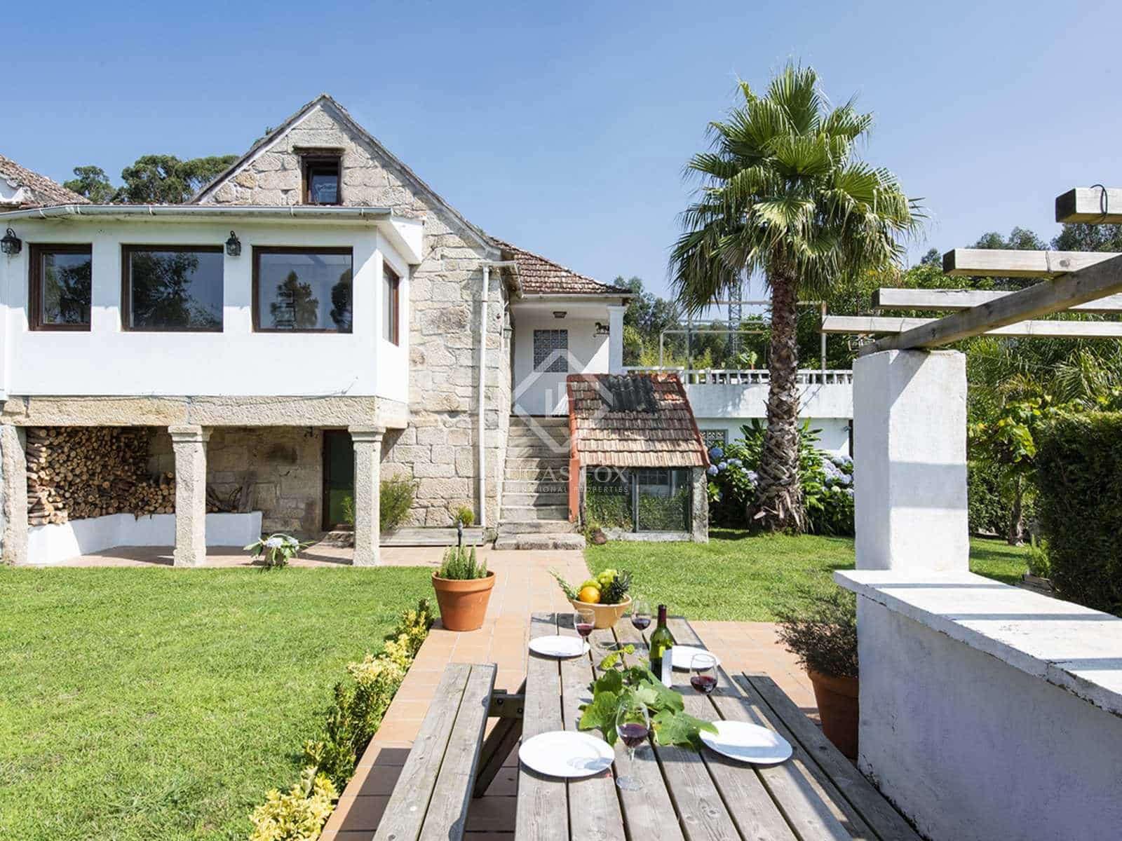 4 bedroom Finca/Country House for sale in Nigran with garage - € 1,350,000 (Ref: 7697450)