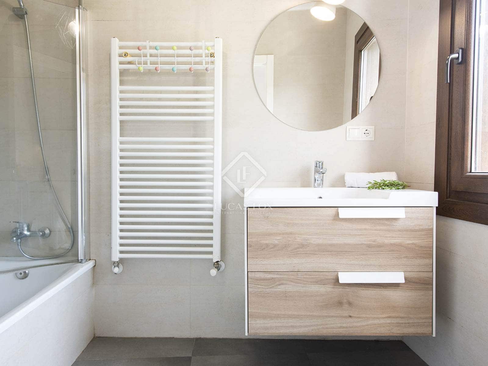 4 bedroom Finca/Country House for sale in Nigran with garage - € 1,350,000 (Ref: 7697450)