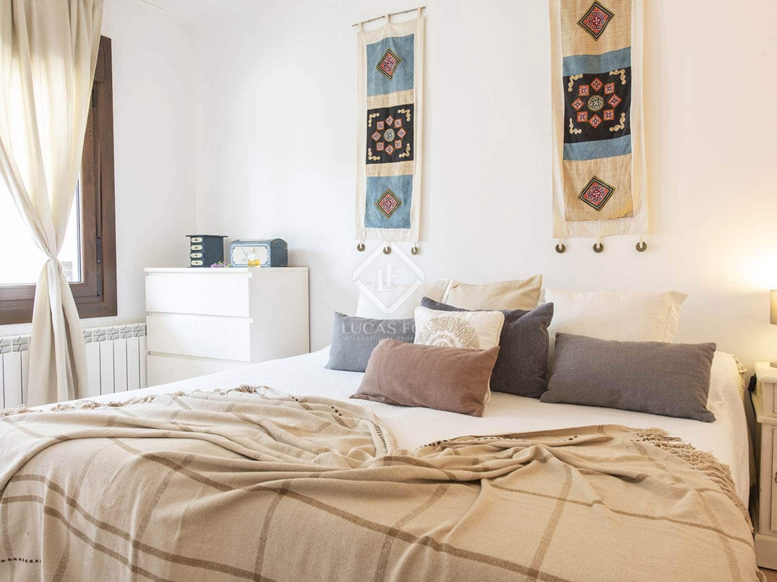 4 bedroom Finca/Country House for sale in Nigran with garage - € 1,350,000 (Ref: 7697450)