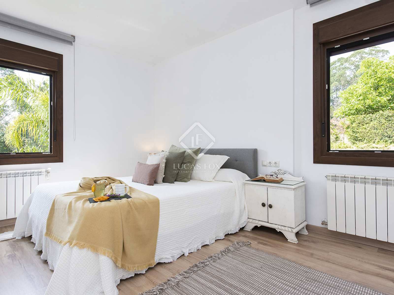 4 bedroom Finca/Country House for sale in Nigran with garage - € 1,350,000 (Ref: 7697450)