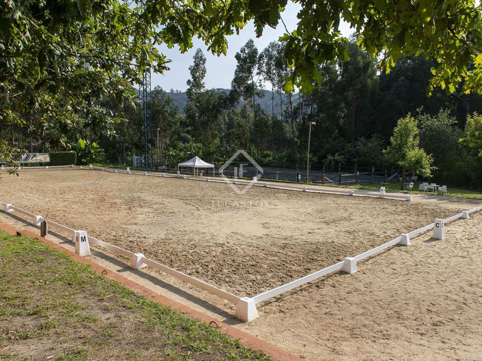 4 bedroom Finca/Country House for sale in Nigran with garage - € 1,350,000 (Ref: 7697450)